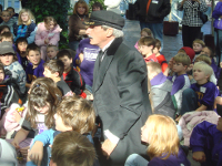 Captain Schuenemann and third grade kids